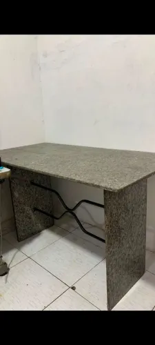 Mesa de mármore 