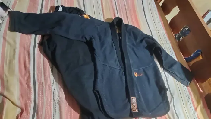 Kimono vuk a1