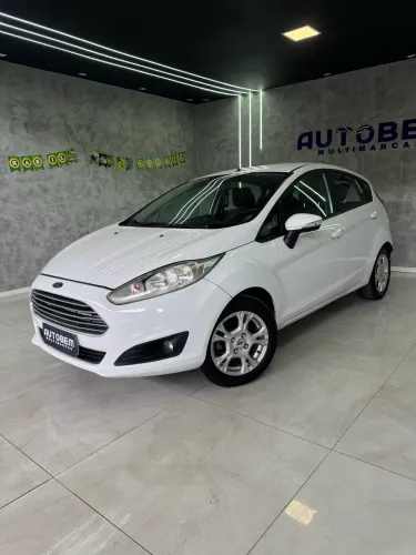 Ford Fiesta 1.6 16V Flex Aut. 5P 2015