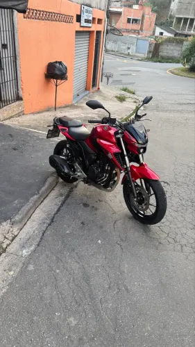 Vendo fz25 2025 10 mil km rodados unico dono