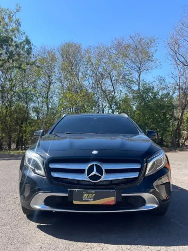 Mercedes-Benz GLA 200 Adv. 1.6/1.6 TB 16V Flex Aut. 2015