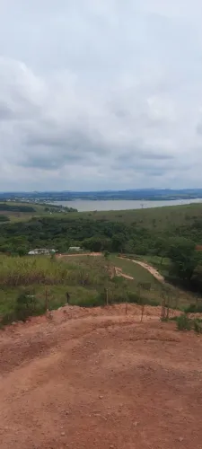 VENDE-SE EXCELENTE TERRENO ZONA RURAL