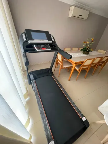 M- ESTEIRA PARA TREINAMENTO EM CASA. QUALIDADE PROFISSIONAL. PREÇO DE OPORTUNIDADE!