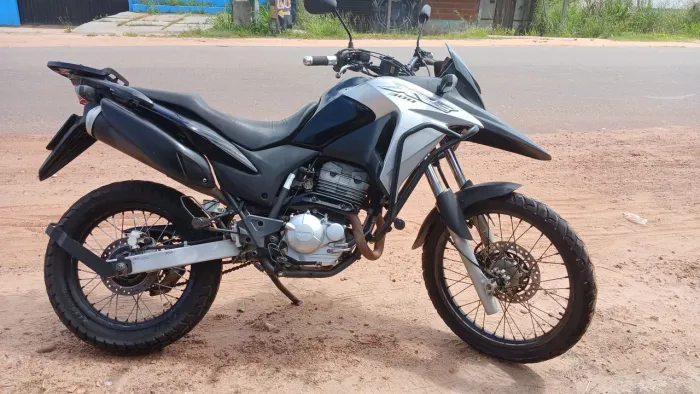 MOTO XRE300 2017