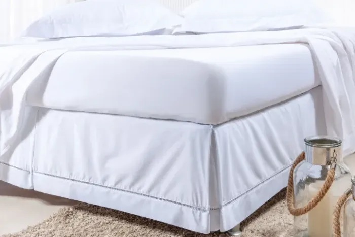 Saia Box Solteiro Normal e Solteirão Branco