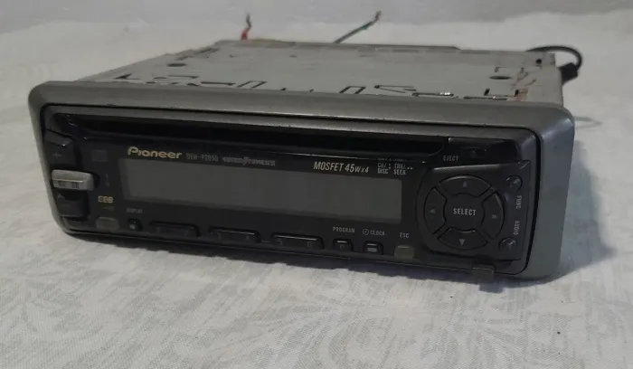 Radio automotivo Pioneer DEH-P2050