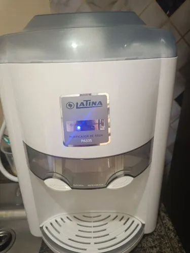 Purificador de água latina
