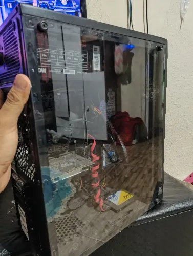 Gabinete Computador Gamer - i3 3,7 GHz (10°)-16 GB RAM - PL. VÍDEO 4GB AMD 6570 