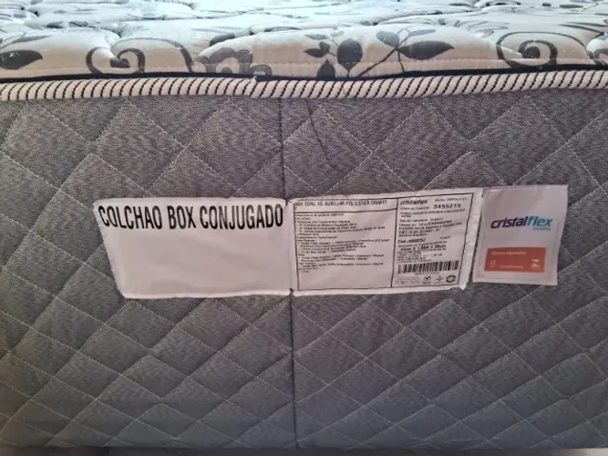 Cama Box Conjugado com cama auxiliar