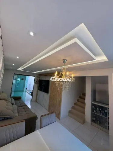 Sobrado com 3 dormitórios à venda, 94 m² por R$ 420.000,00 - Aeroclube - Porto Velho/RO