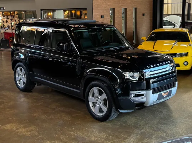 Land Rover Defender 110 X D300 HSE Mhev DIE AUT 2023