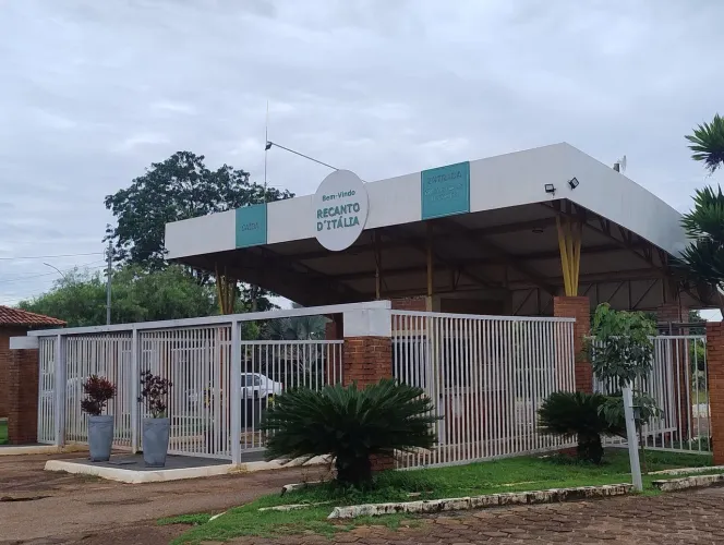 Chácara à venda 1 Quarto, 2045M², Recanto D´italia, Santo Antônio de Goiás - GO