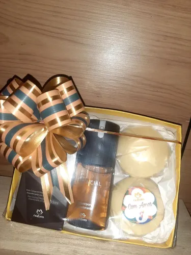 KITS PERSONALIZADOS NA CAIXINHA OU CESTINHA COM PRODUTOS NATURA
