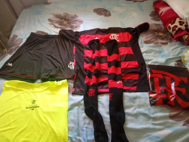 Kit oficial da escolinha do flamengo