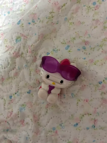 hello kitty troca face 