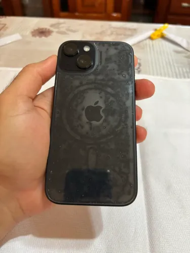 iPhone 15 -128 GB