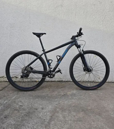 Bicicleta Caloi Explorer aro 29