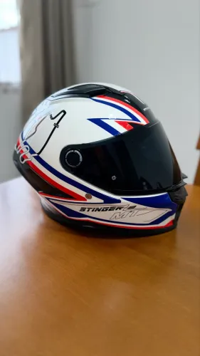 Capacete MT pista  