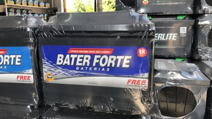 Bateria de 100Ah Bateria de 100 Amperes Bateria de Caminhão