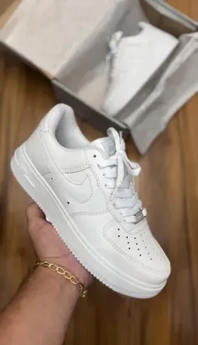 Tênis Nike Air Force 1
