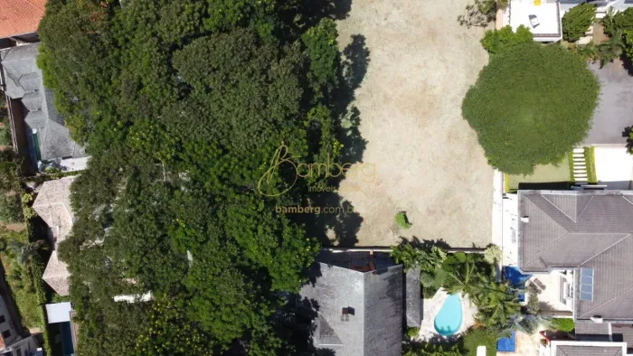 Terreno em Condomínio Fechado no Morumbi - Super Quadra