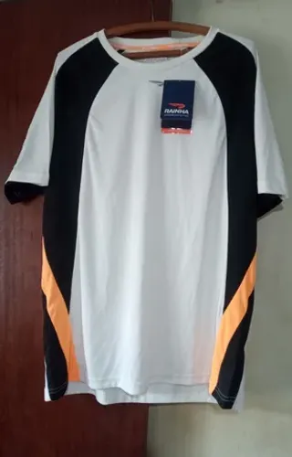 Nova - Camisa esportiva Rainha - Tam M