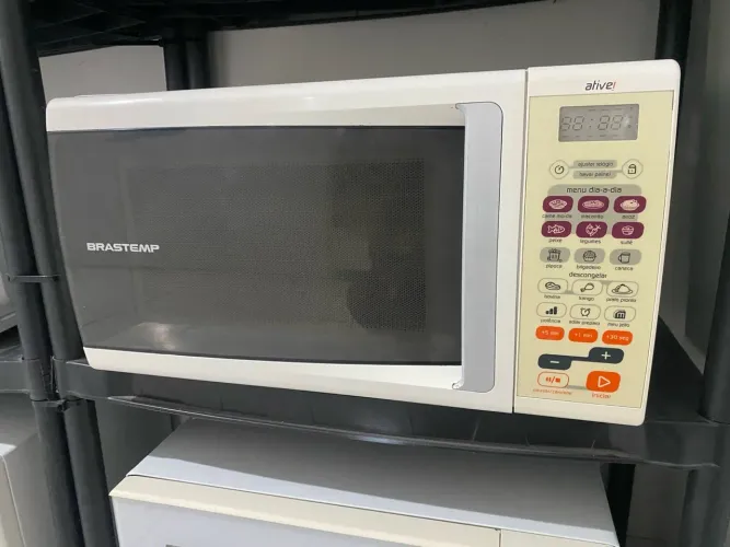 Micro-ondas Brastemp Ative! 31 Litros - Seminovo