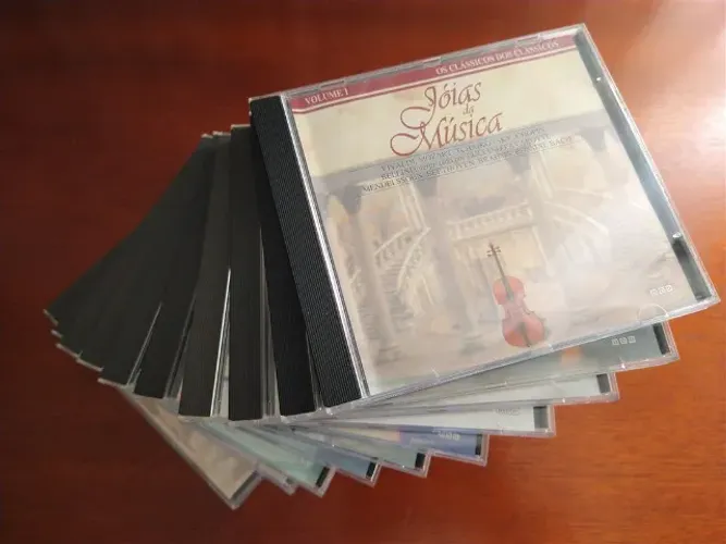 Coleção completa "Os Clássicos dos Clássicos - Joias da Música" (10 CDs)