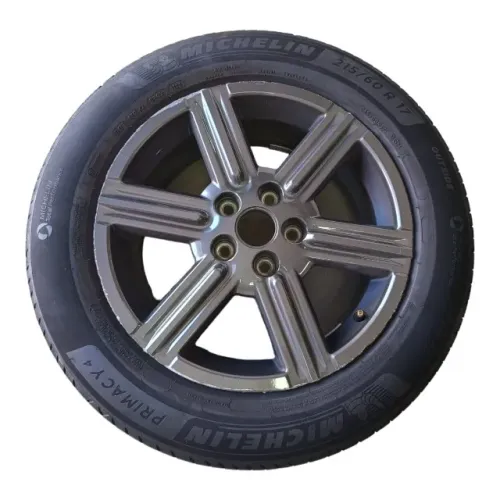 Roda Estepe HRV  2023 2024 peneu Michelin 215/60/17 primacy4