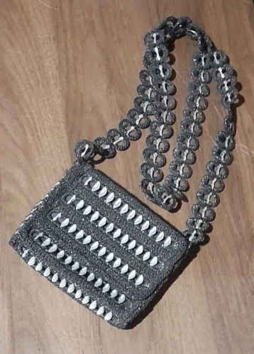 Bolsa de crochê é lacre 