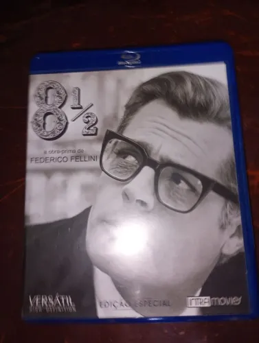 8 1/2 (oito e meio) Blu-ray - Versátil