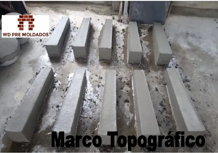 Marco Topográfico 08x12x60 cm de Concreto Direito da Fábrica