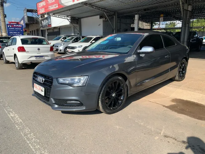 Audi A5 Coupé 2.0 TFSi 2013 Chumbo