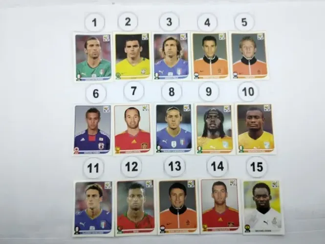 Kit figurinhas craques da copa de 2010