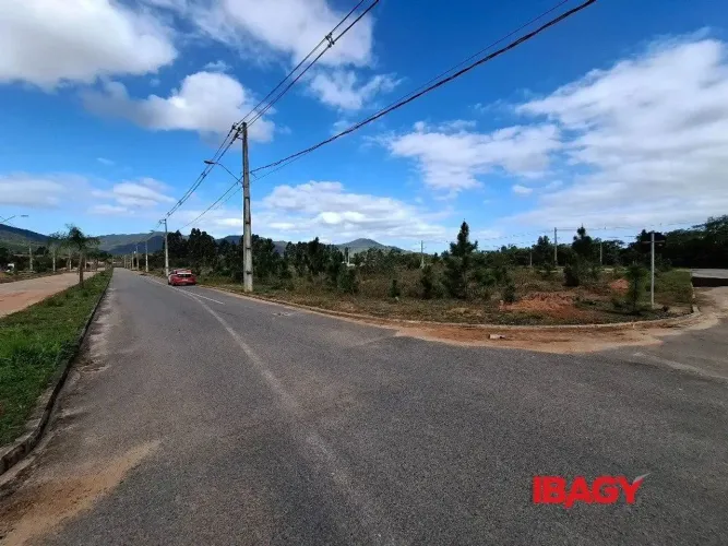 Oportunidade! Terreno em Areias do Meio - Governador Celso Ramos