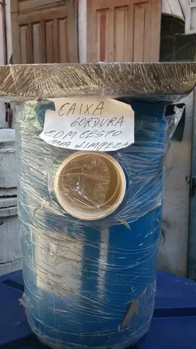 Caixa de Gordura com cesto de limpeza