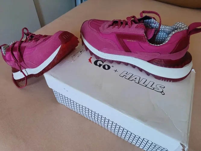 Tênis Reserva Go Halls novinho nunca usado!! Relíquia!!!