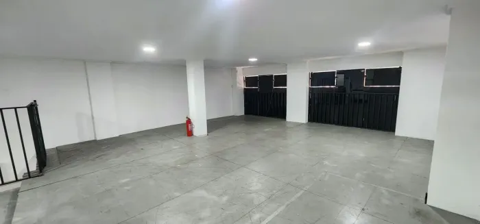 Excelente Loja para alugar na Av. Prudente de Morais
