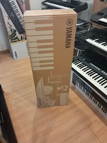 Teclado Yamaha PSR-E360