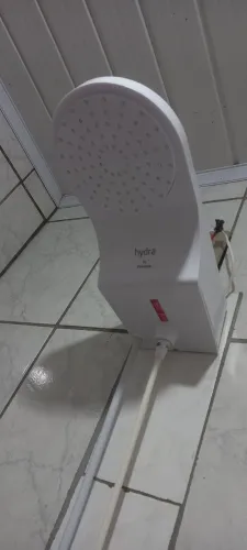 VENDO RESISTÊNCIA DE CHUVEIRO.