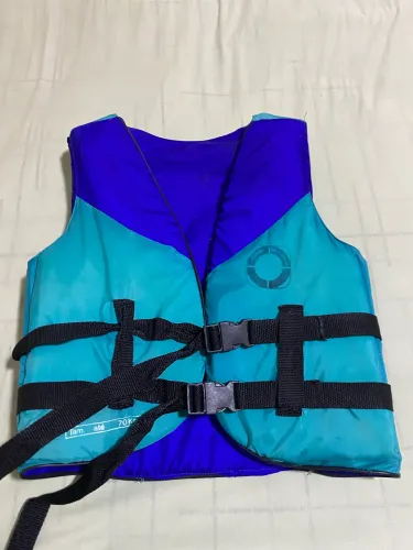 Colete salva vidas até 70 kilos usado 