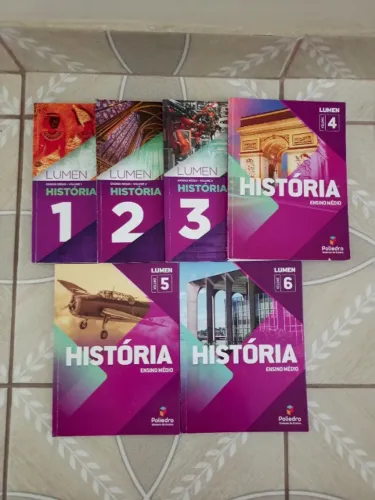 Livros de História - Poliedro - 6 volumes - 2023 e 2024 - Semi novos