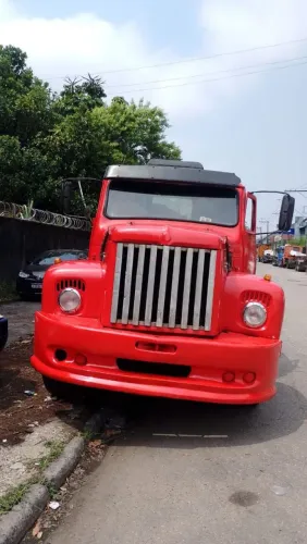 Caminhão Scania 111 