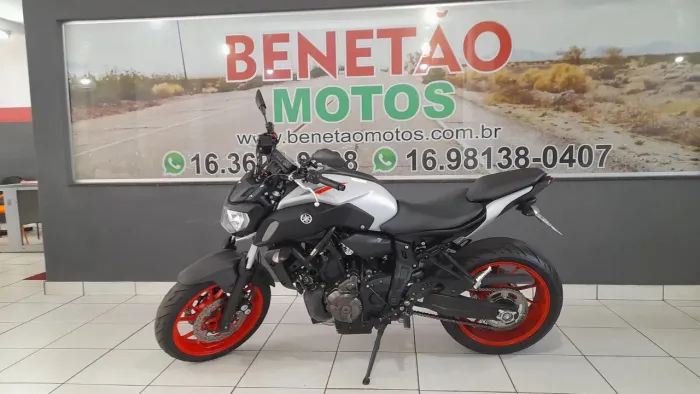 YAMAHA MT-07 2020