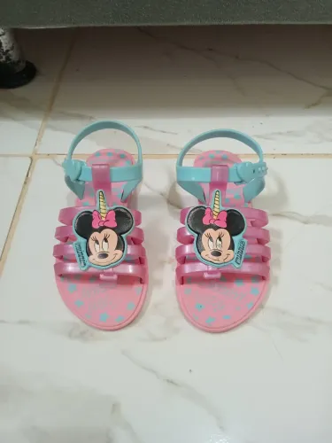 Sandálias Minnie Mouse Bebê - Tamanho 29