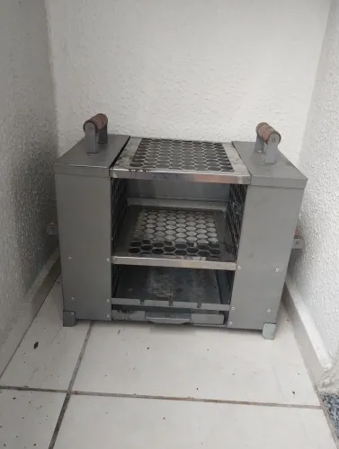 Churrasqueira sem fumaça Portátil de Aço Inox nova