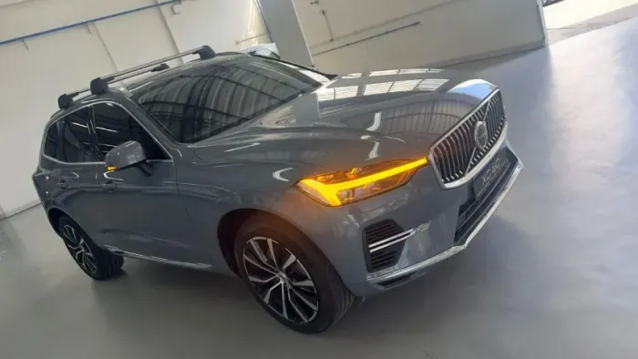 Volvo XC-60 T-8 Plus 2.0 AWD (híbrido) 2023