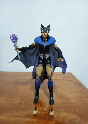 Figura Evil-Lyn He Man Masters of The Universe Revelation 