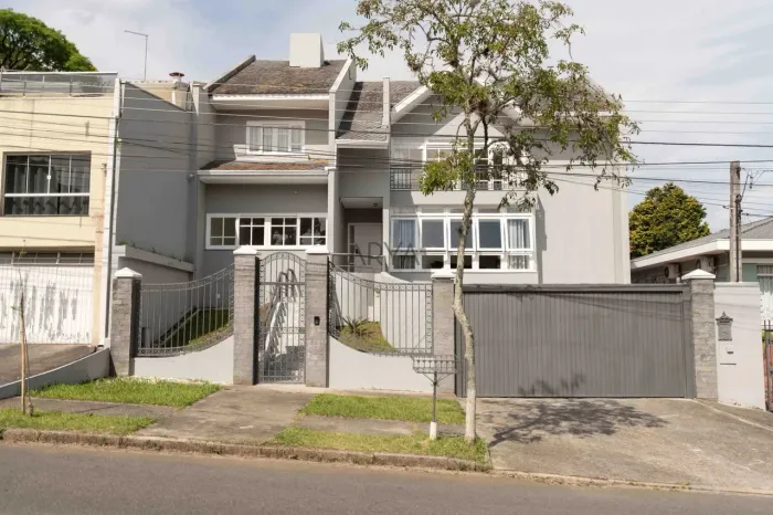 Casa comercial à venda no Jardim Social ARYA1