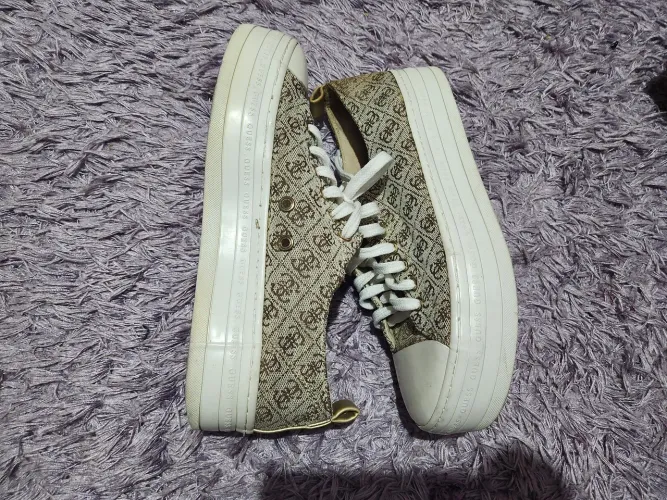 Tênis Guess
